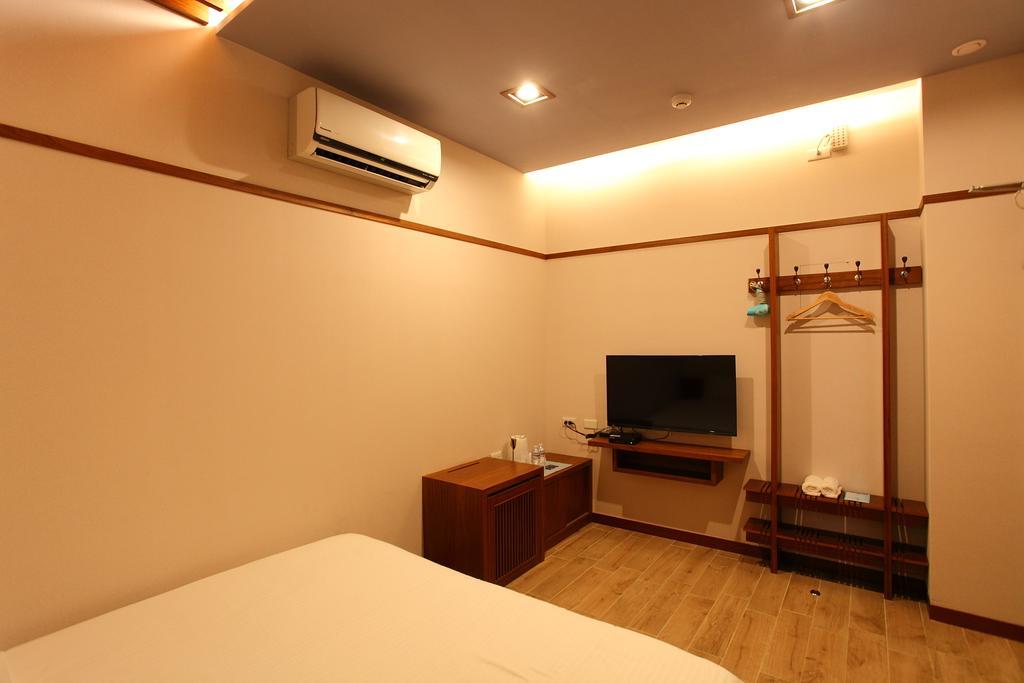 Toutsu Gyoen Donggang Bagian luar foto