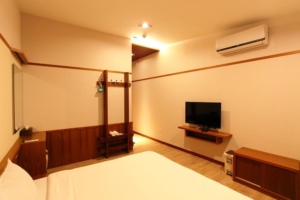 Toutsu Gyoen Donggang Bagian luar foto